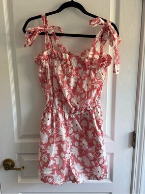 Frnch Romper Red White Floral Print Bow Tie Straps Gathered Waist Size S